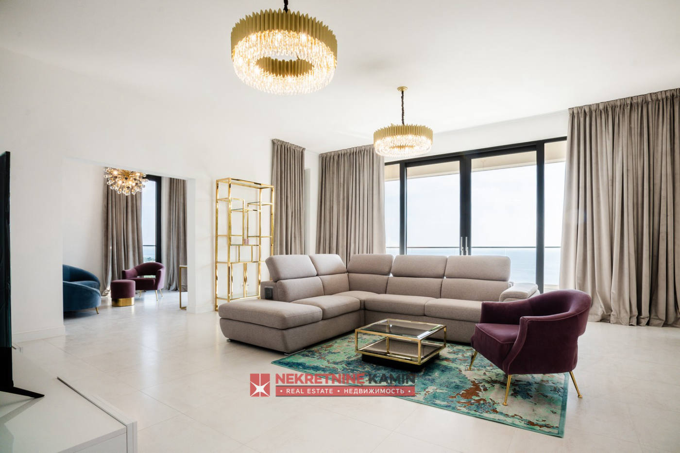 Квартира, 6803 м², 2 520 000$ — FAKTOR
